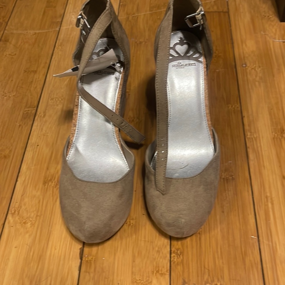 Taupe wedge heel
